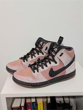 Nike SB Dunk High Pro Pink size 6.5